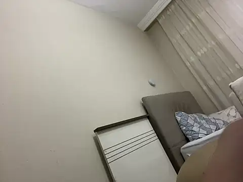 Mariushorn2004's Webcam Show