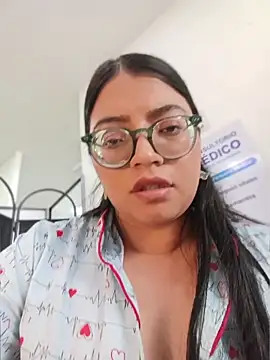 SOFI__10 Live XXX-chat