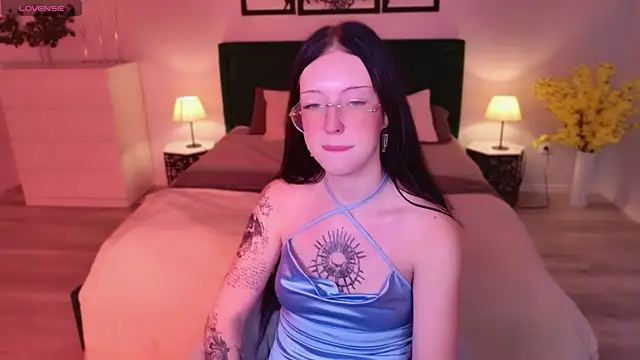 AlexisBliss' Live XXX Chat