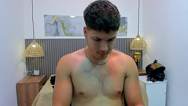 AlessandroFranco Live XXX-chat