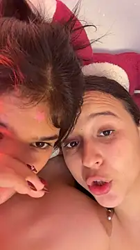 Eilicarver Adlı Modelin Canlı XXX Sohbeti