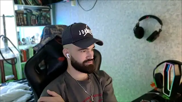 _Serious_Man – Naživo XXX chat