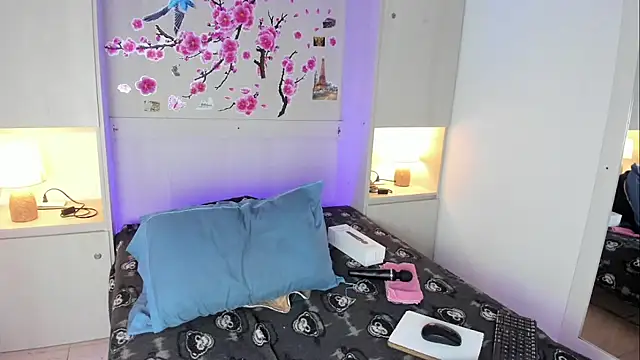 TaylorBloomのライブXXXチャット