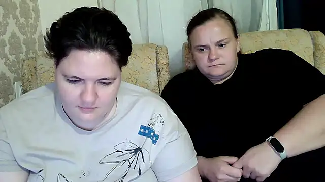 MilaXHelen's Live XXX Chat