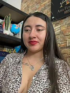 Chat +18 de _Sarah-Office1 ao vivo