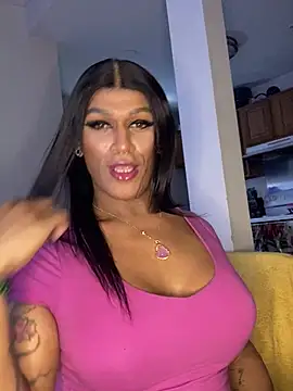 Xzotiqn Live XXX chat