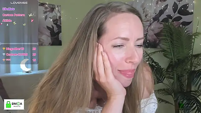 Онлайн чат XXX Queenymel