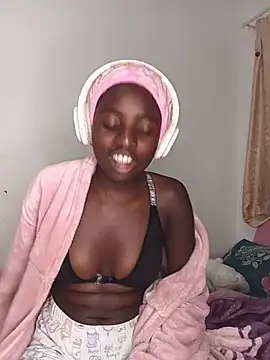 Chat +18 de BlackPearl_19 ao vivo