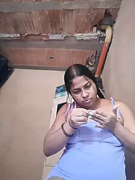 Živý XXX chat Giselabrunette25