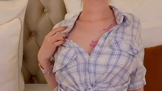 LauraDiazz's Live XXX Chat