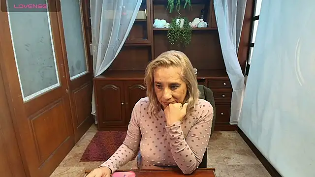 MonserratGray's Live XXX Chat