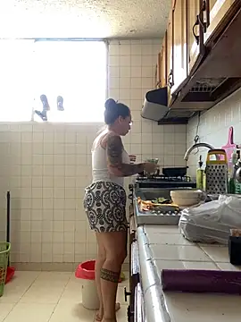 HealingHoney XXX чат на живо