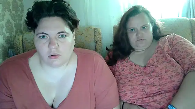 MilaXHelen's Live XXX Chat