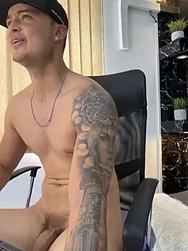 Alexander_ferre: онлайн-секс-чат
