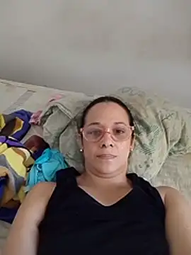 Chat XXX ao vivo de nicolle_milf1978