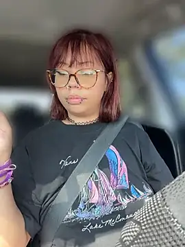 moan4mona XXX чат на живо