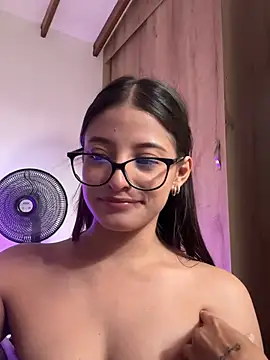 Arilw Live XXX Chat
