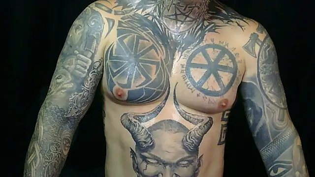 devilWithTats লাইভ XXX চ্যাট