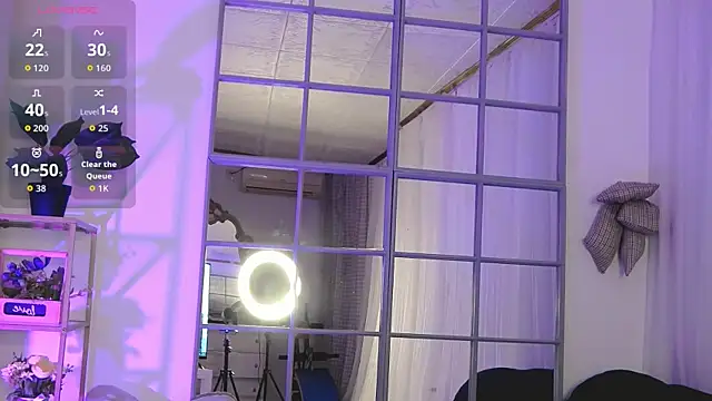 XXX chat uživo modela SarahRaynex