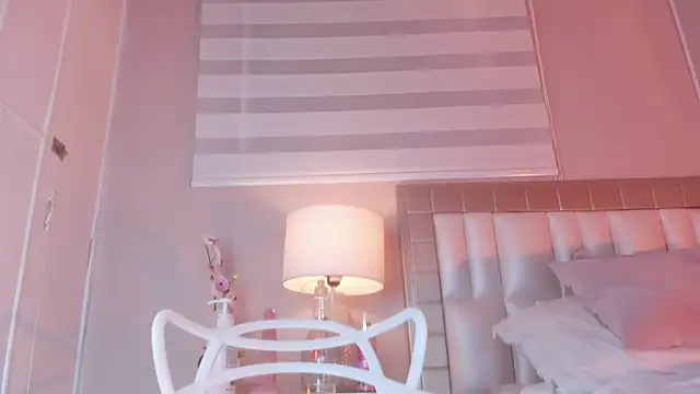isabela__x 现场XXX聊天