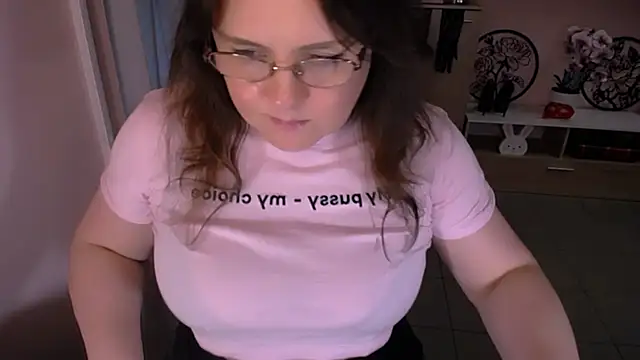 Chat XXX en directo de NeuroDoll