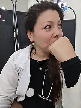 SARA_21-'s Live XXX Chat