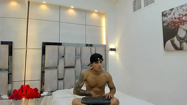 Ruslan_marcel Live XXX Chat