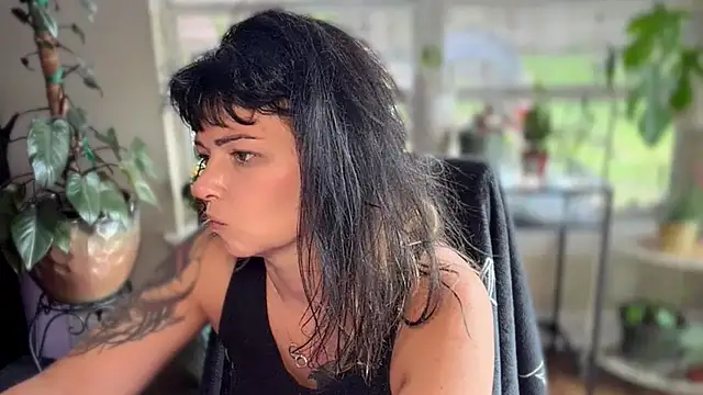 Chatroom XXX en direct de MarlaFknSinger