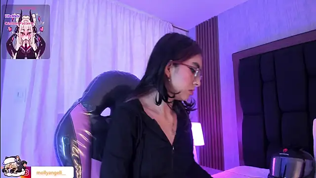 XXX chat uživo modela Molly_A
