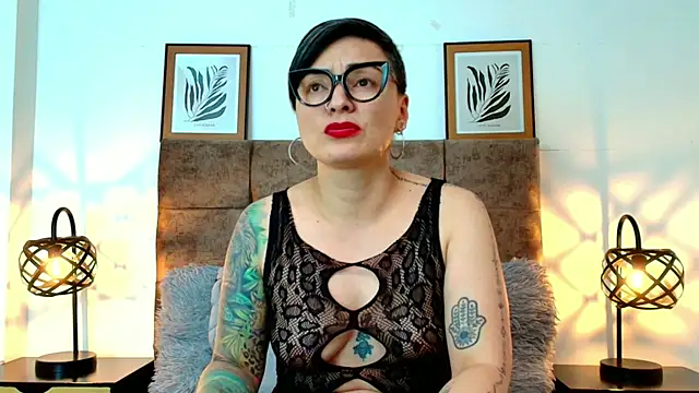 kat_paradise Chat XXX live
