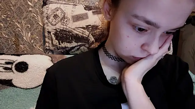 Webkamerová show CaraDelevingnee