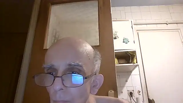 mariusica1@xh Chat XXX in diretta