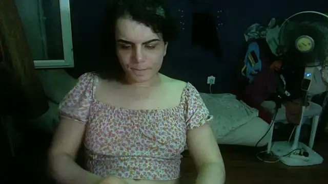 turkishTransEfsun Adlı Modelin Canlı XXX Sohbeti