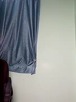 shrutee12's Live XXX Chat