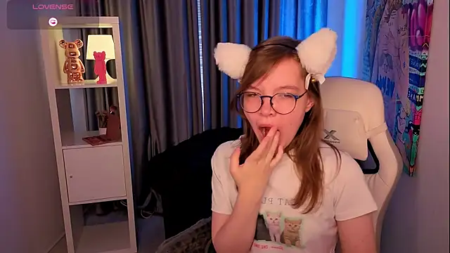 LiaBroock Chat XXX in diretta