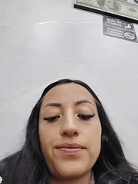Meeegan_lov webcam show