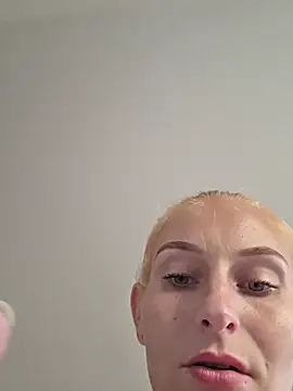 LessiaMian Live XXX chat