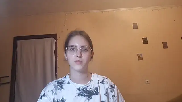Katelemon Chat XXX live