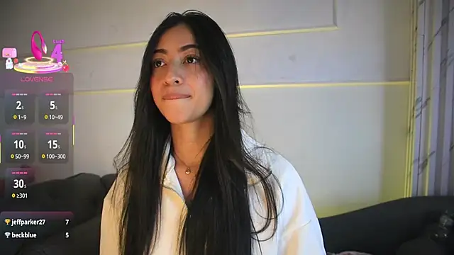 Chat +18 de charlotterusso ao vivo