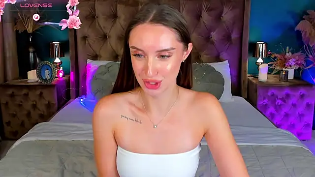 ToriSonn's Live XXX Chat
