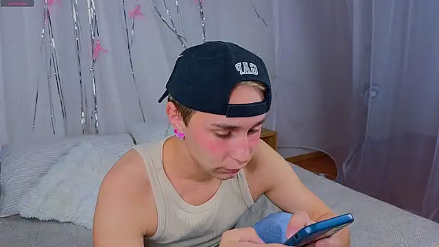e1v1s live XXX chat