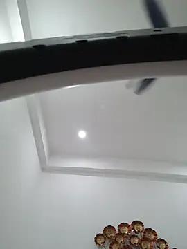 Chat +18 de hottydisha ao vivo