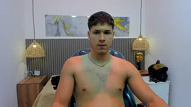 AlessandroFranco live XXX chat