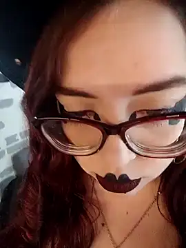 alicce_moon_ Adlı Modelin Canlı XXX Sohbeti