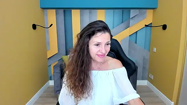 צ'אט XXX בשידור חי של EllaLong