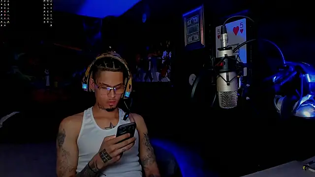 Chat XXX Live XXXRAYGAMES