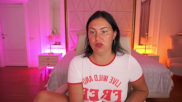 Chat XXX en directo de VelvetLuck