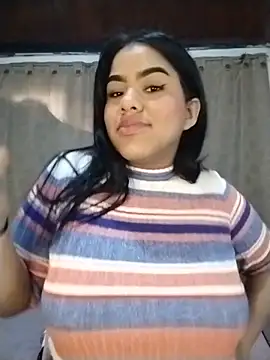 Bicky_25 live XXX chat