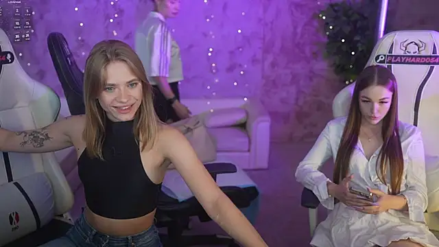 XXX chat uživo modela Ella_054