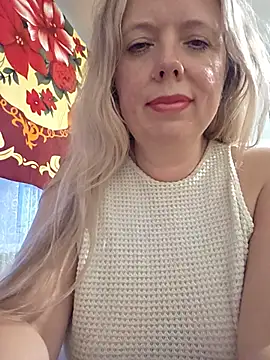 Irina3718 라이브 XXX 채팅